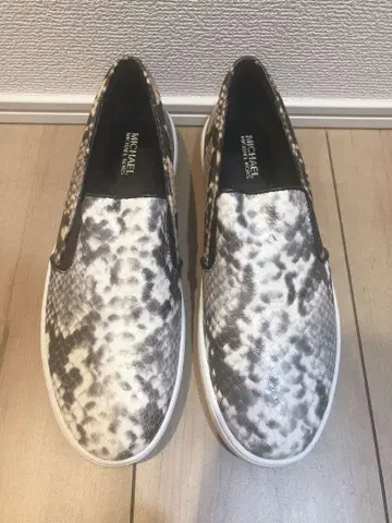 미사용 MICHAEL KORS 슬립온