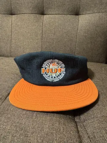 HUF 플랫 브림 캡 블랙/오렌지