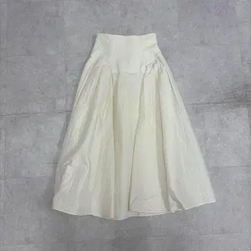 FRAY I.D 퀼팅 플레어 스커트