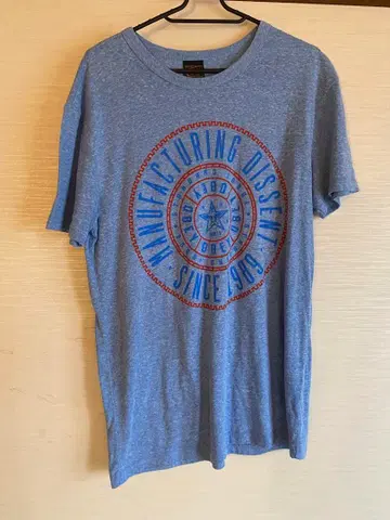 Obey 디자인 T셔츠 M 사이즈