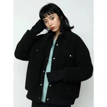 EMODA 블랙 플리스 자켓