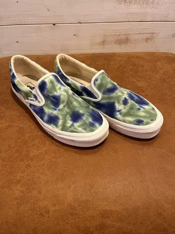 Vans 타이다이 슬립온 28.5cm