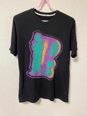 익명 배송 레어 UT 명탐정 코난 탐정 배지 티셔츠 XL