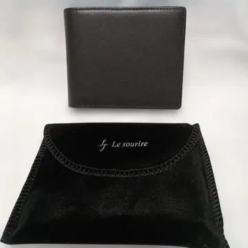 Le sourire 블랙 가죽 이단 접이식 지갑