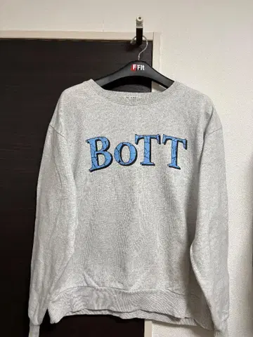 BOTT APPLE BUTTER STORE 맨투맨