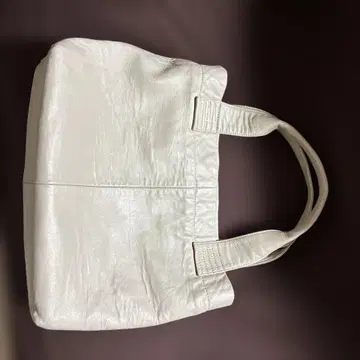 하르메크 양가죽 토트백 아이보리