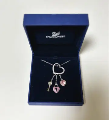Swarovski 하트 참 목걸이