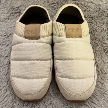 미사용 새상품급 teva 테바 모크 슈즈 리엠버 2 슬립온 24cm