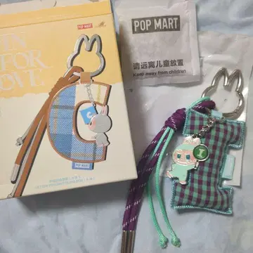 정품 POPMART 러브브 PIN FOR LOVE 펜던트 I