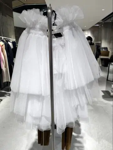 선착순 noir kei ninomiya W 볼륨 스커트