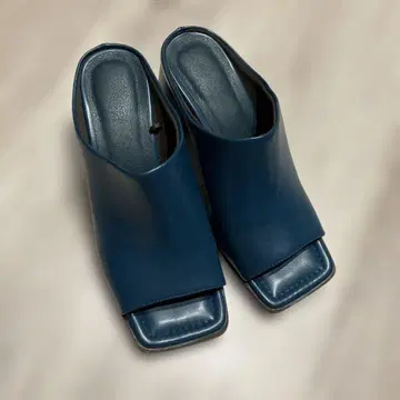 샌들 파랑