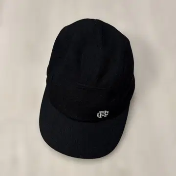 REIGNING CHAMP 블랙 캡 O/S