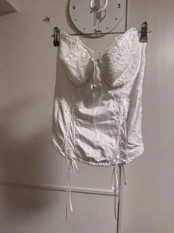 화이트 레이스 코르셋 브라이덜 이너