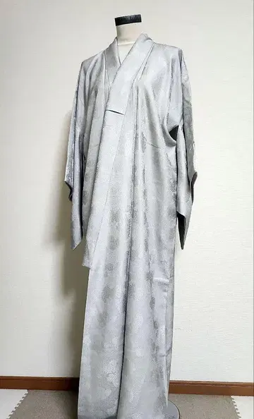 실버 그레이 국화 꽃무늬 코몬 기모노 홑겹