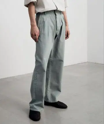 [ LIDNM ] VAJIRA LOOSE FIT TUCK DENIM
