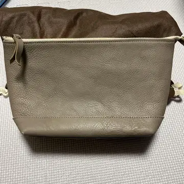 칸미 숄더백
