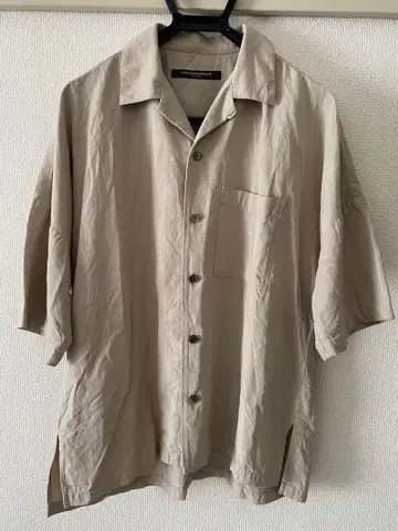 KAZUYUKI KUMAGAI 반팔 셔츠 베이지