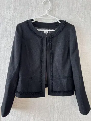 [컨디션 최상] MICHEL KLEIN 노카라 트위드 자켓 블랙 40