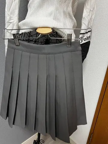가을 겨울용 골프웨어 플리츠 스커트 XS 사이즈 이너 포함