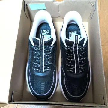 SKECHERS 슬립인스 블랙 24.5cm