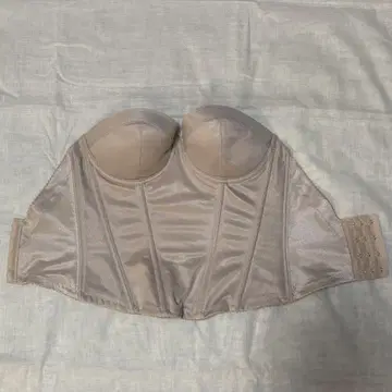 브라이덜 뷔스티에 E70과 덤 거들