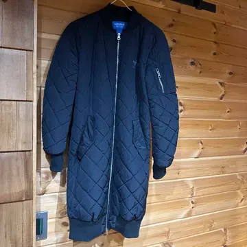 adidas 블랙 퀼팅 자켓 L 사이즈