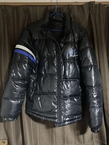 다운 자켓