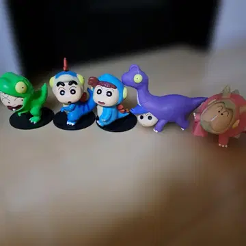 영화 짱구는 못말려: 우리들의 공룡 일기 피규어