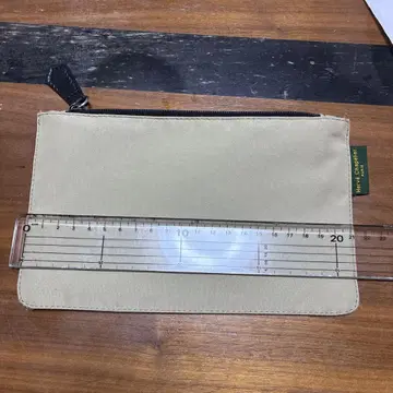 에르베 셰리에 베이지 파우치