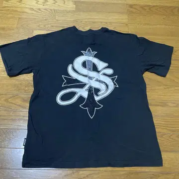 SupplieR 백 프린트 T셔츠 블랙