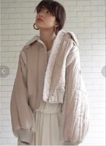 ETRE TOKYO 퀼팅 보아 숏 MA-1 핑크 베이지 M