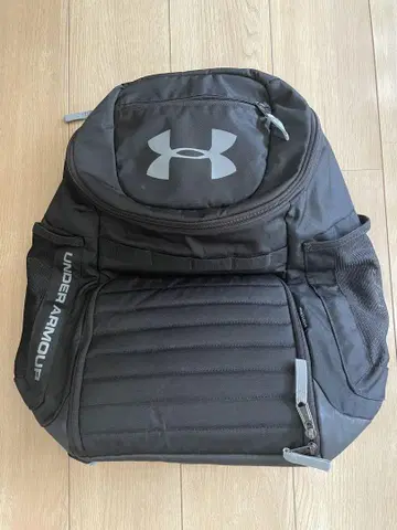 UNDER ARMOUR 블랙 백팩