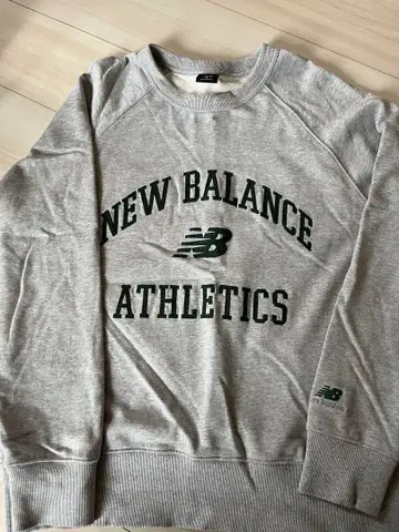 뉴발란스 맨투맨 트레이닝복