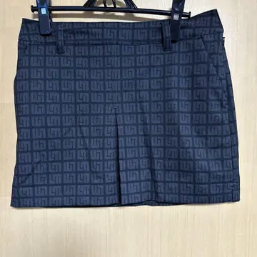 라우드마우스 네이비 기하학 패턴 플리츠 스커트