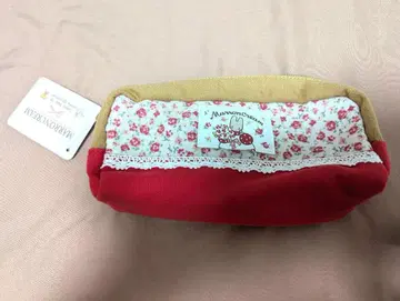 산리오 스퀘어 파우치 빨간색 마론 크림