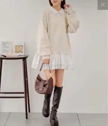 [Chico 비쥬 옷깃 프릴 디자인 미니 원피스 아이보리