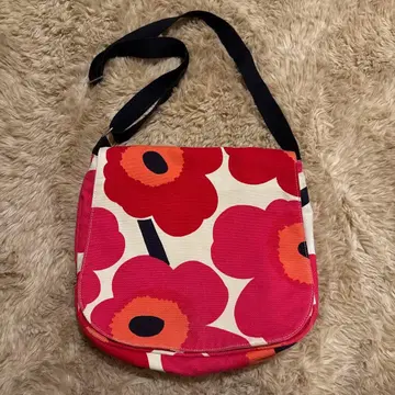 marimekko 우니코 숄더백 A4 수납 가능! 가격 인하 가능