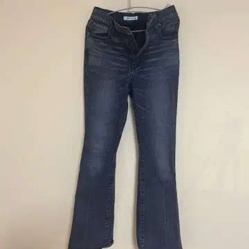 [ 선착순 ] MOUSSY 다크 데님 부츠컷