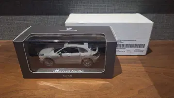 별주 1/43 포르쉐 마칸 터보 크레용 porsche