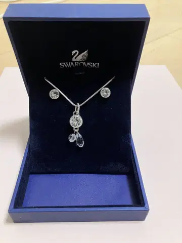 스와로브스키 목걸이 귀걸이 보증서 포함