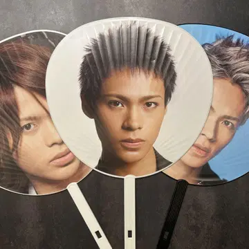 KAT-TUN 우에다 타츠야 부채 3장 세트 가격 인하 가능