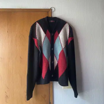 울 소재 다이아몬드 패턴 니트 가디건 90s