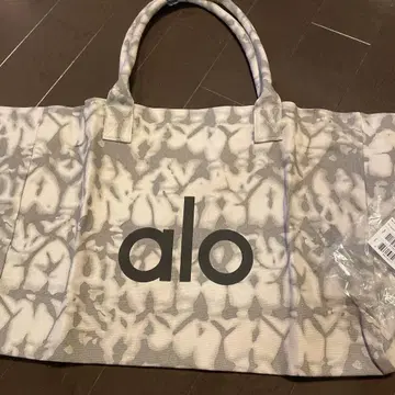 Alo Yoga 그레이 타이다이 토트백