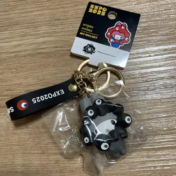 오사카 엑스포 한정판 산리오 따라하기 키링 블랙 미야쿠미야쿠 마이멜로디