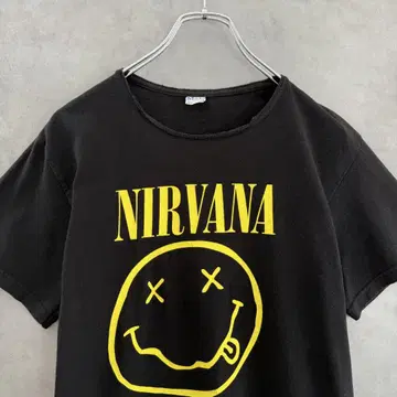 구제 의류 NIRVANA 닐바나 페이드 T셔츠 블랙 XS 상당
