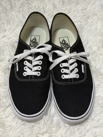 Vans 블랙 스니커즈 오센틱