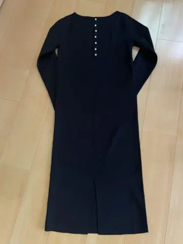 Lounge dress 백 펄 니트 티셔츠 원피스 네이비