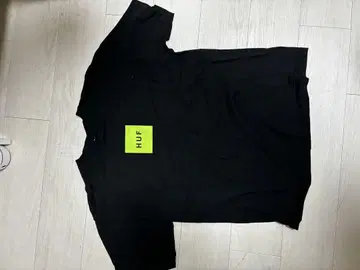 HUF 블랙 티셔츠 L 사이즈