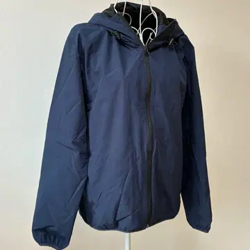 GU 네이비 나일론 자켓 후드 부착