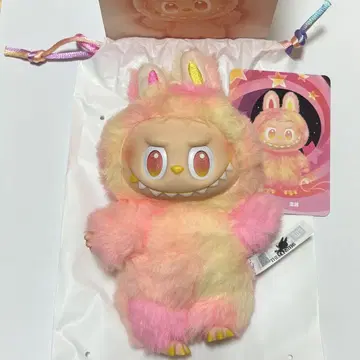 LABUBU 라브브 Big into Energy LOALTY 팝마트
